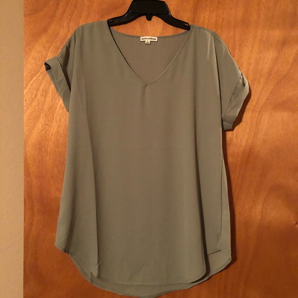 Thin shirt